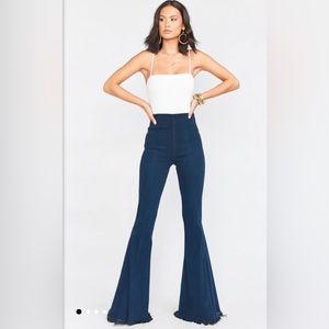 Show me your mumu denim bell bottom jeans. Stretchy